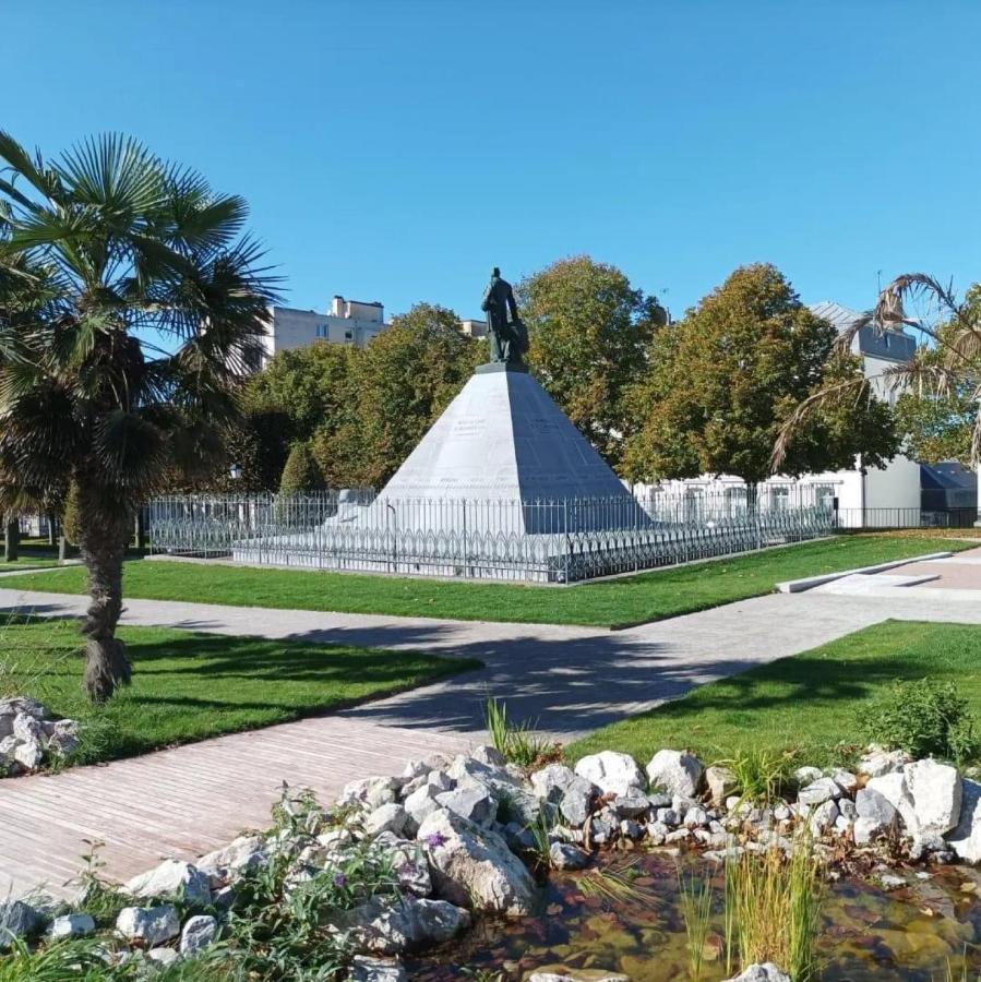 شقة Au Jardin De La Basilique بولون-سور-مير المظهر الخارجي الصورة