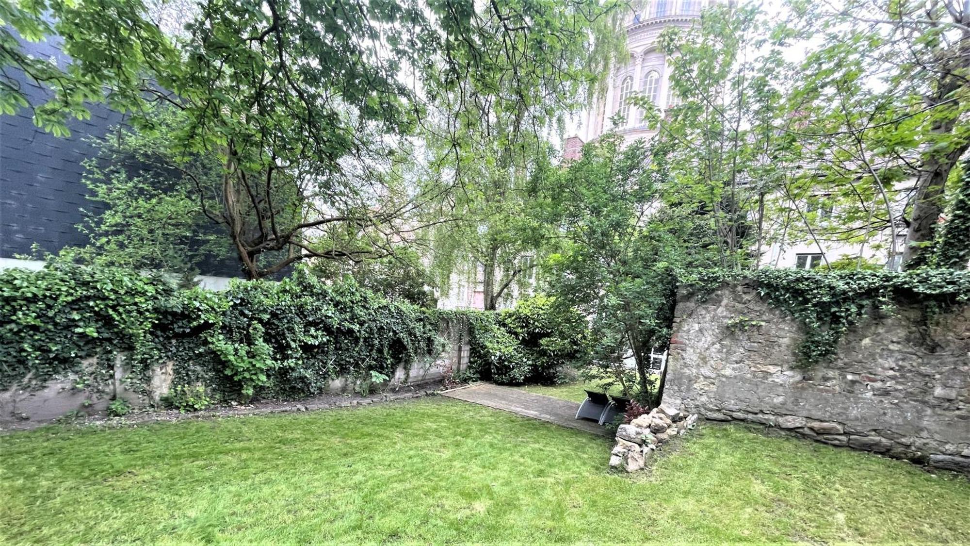 شقة Au Jardin De La Basilique بولون-سور-مير المظهر الخارجي الصورة